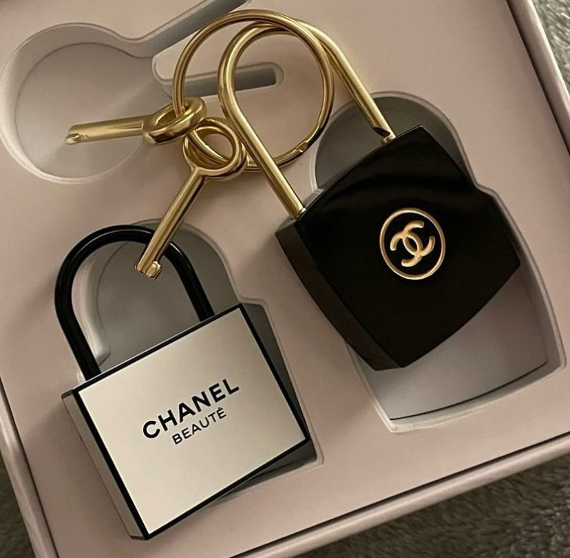 Chanel La Collection 2024 Lock – Makeup Product ae