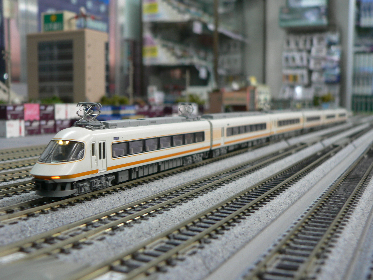 カトーの近鉄21000系アーバンライナーのライト＆室内灯LED化特