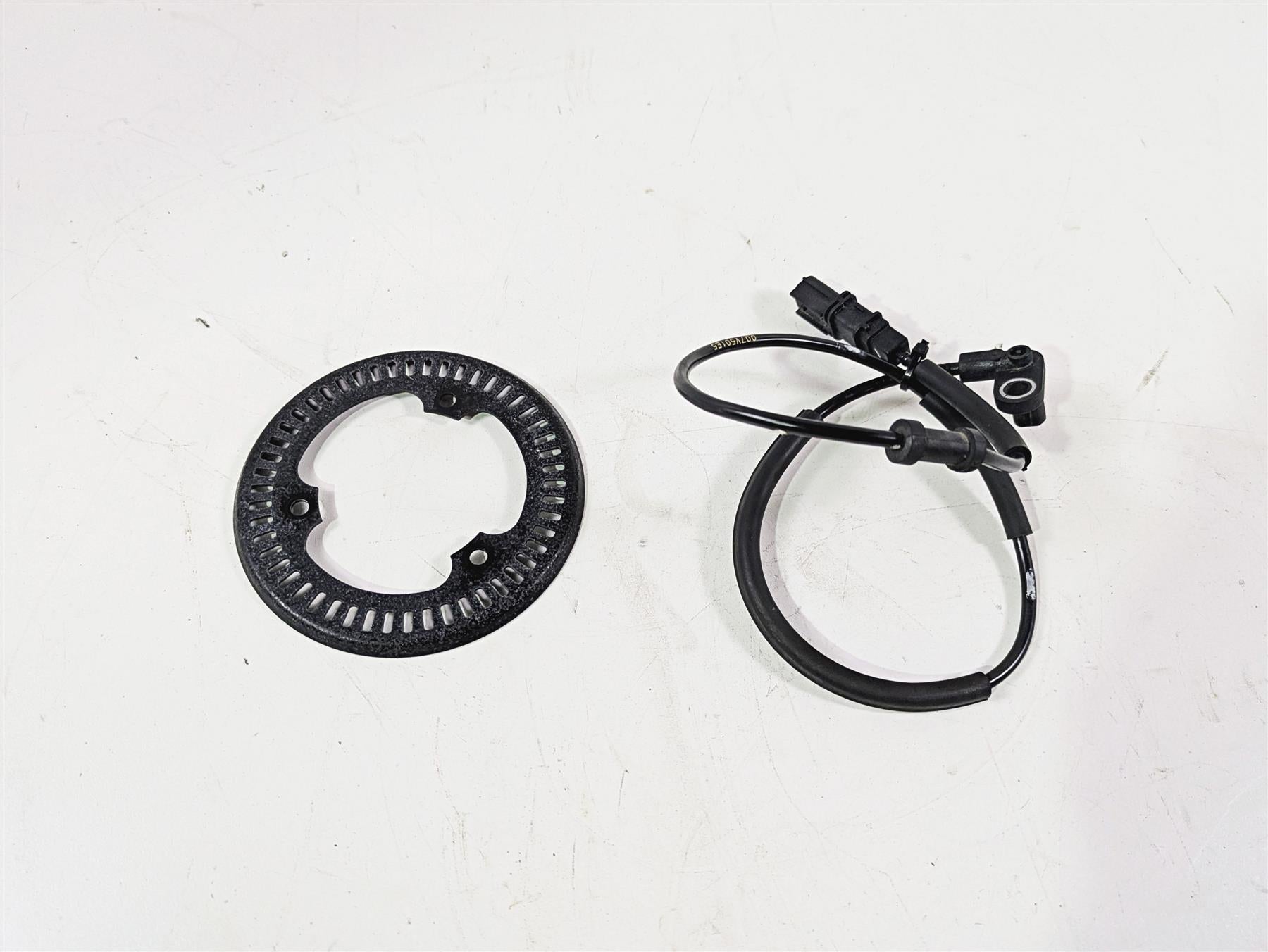 2020 Kawasaki Z900 ZR900 Front Abs Brake Wheel Speed Sensor 21176