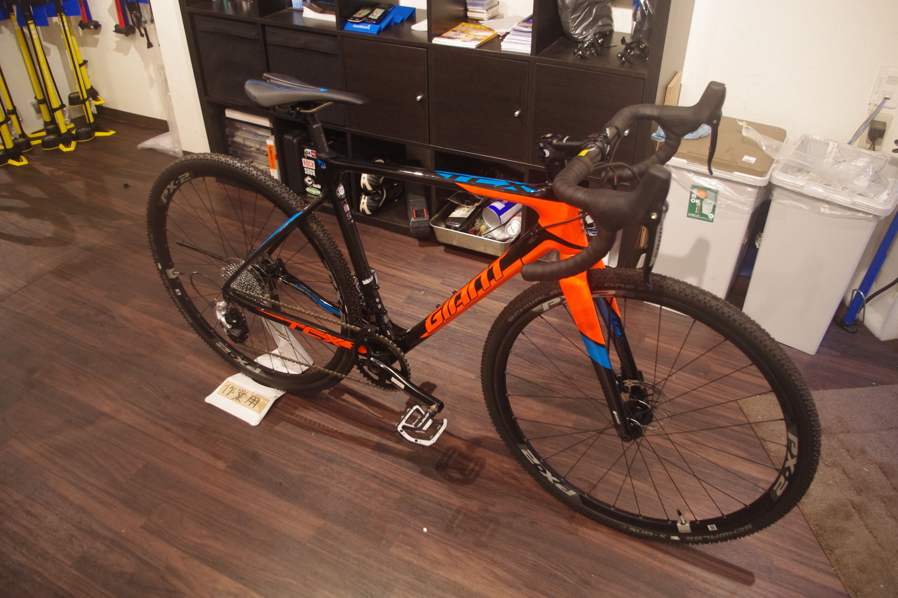 オールラウンドな軽量モデル！ GIANT TCX ADVANCED PRO 2 2017