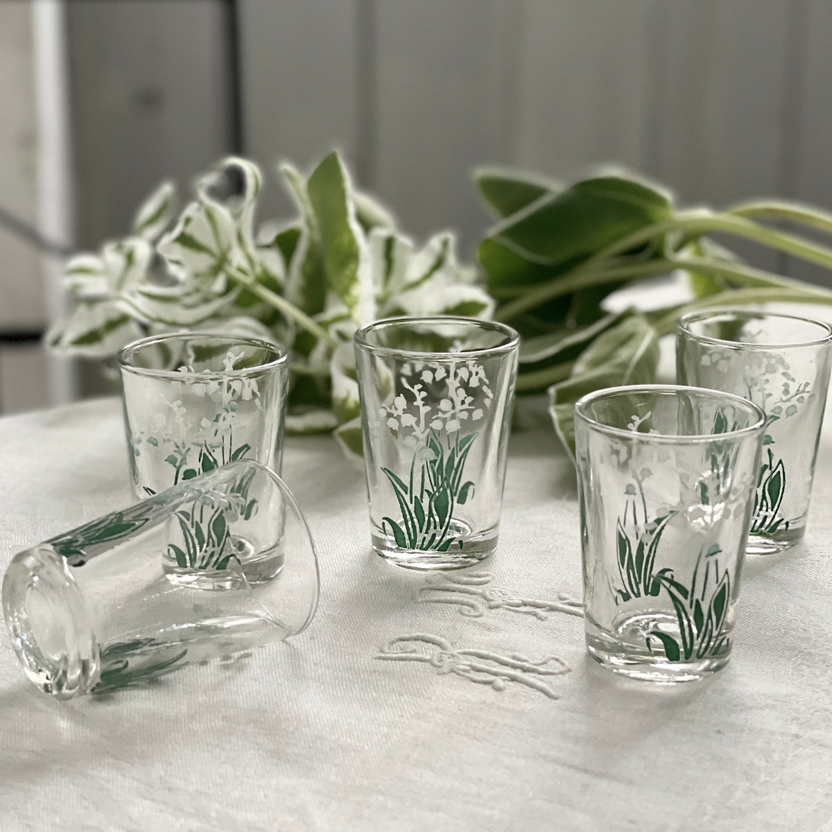 すずらんのショットグラス5個セット（高さ5cm） フランスアンティーク