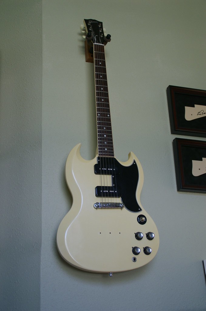 Gibson SG P90 in white? | The Gear Page