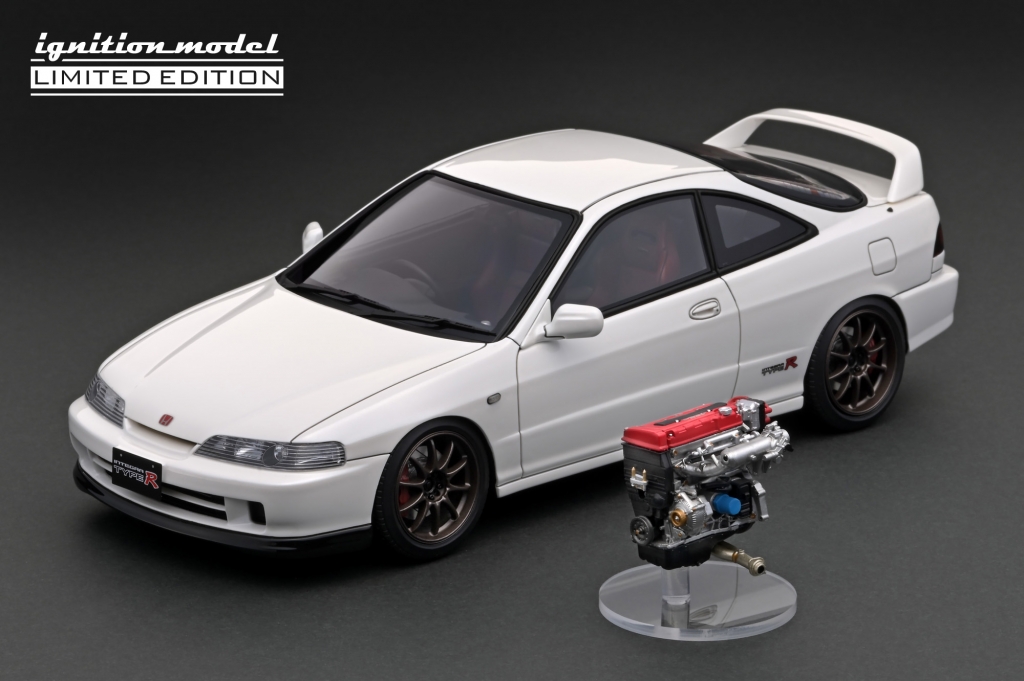 予告：1/18 エンジン付 WEB限定「インテグラ(DC2) タイプR」3/4(月