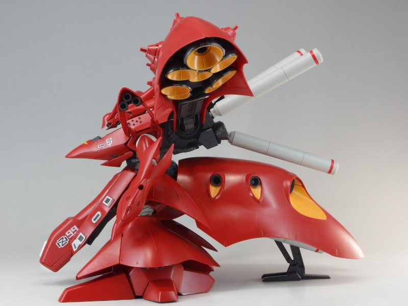 HGUC 1/144 MSN-04II ナイチンゲール (機動戦士ガンダム 逆襲のシャア