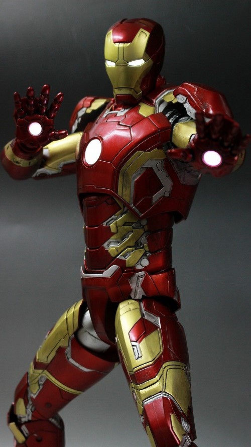待望の入荷！ネカのアベンジャーズ エイジ・オブ・ウルトロン/アイアン