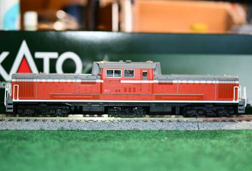 HO（16番）】KATOのDD51の暖地型（1-702A）と耐寒型（1-701）が揃う