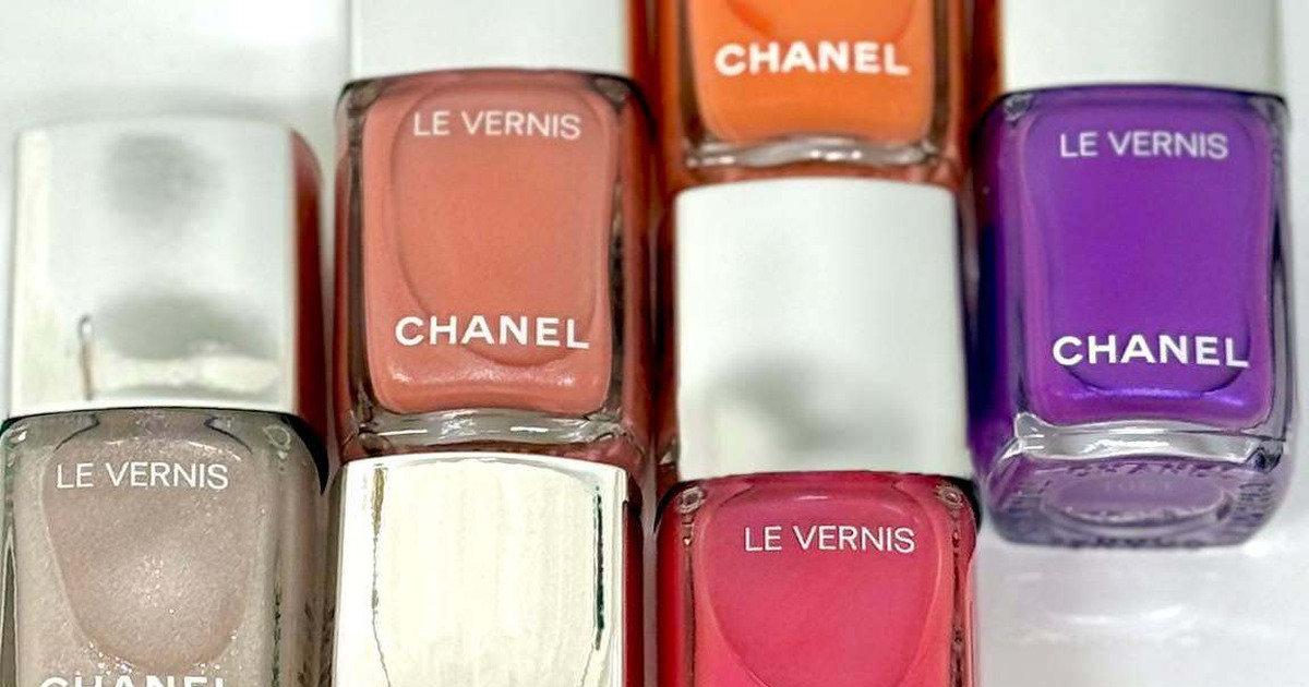 シャネルから特別仕様の「ヴェルニ」登場！ 夏に使いたい限定カラーが