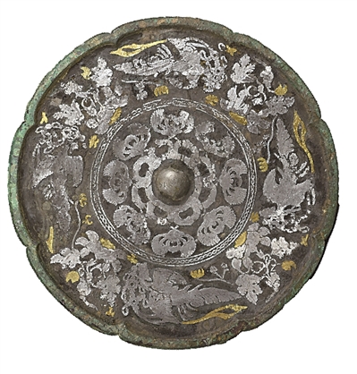 博物馆铜镜为何通常以背面示人（文物有话说）