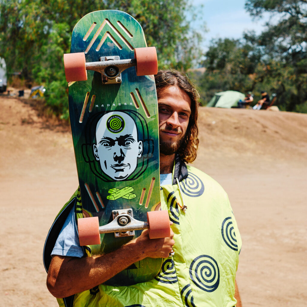 アウトドアとスケートシーンをクロスオーヴァーするPOLER×MADNESS の