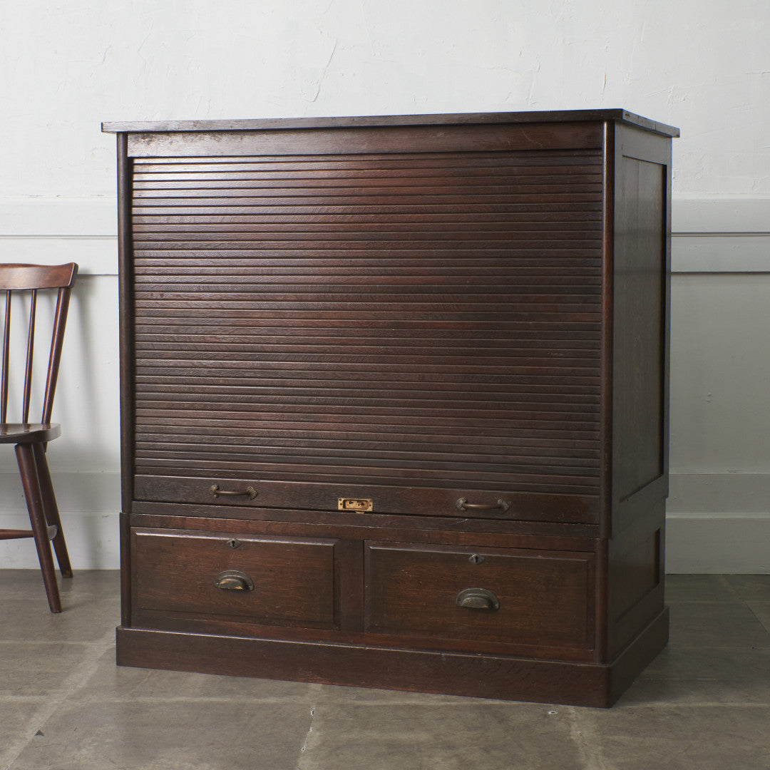 日本製 古い木製 蛇腹扉キャビネット｜rocca rocca