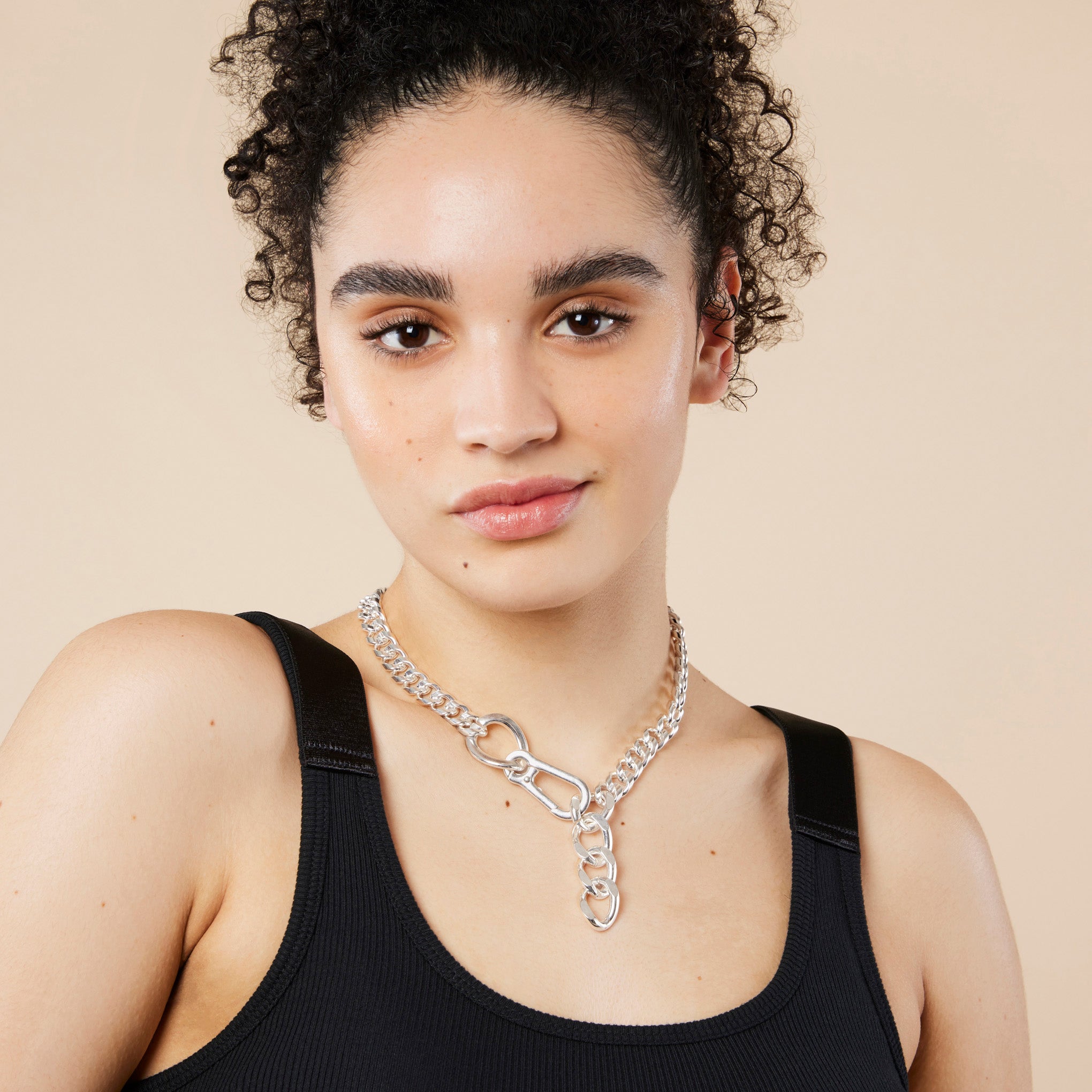 Martine Ali Silver Luc Curb Chain Necklace – MoMA Design Store