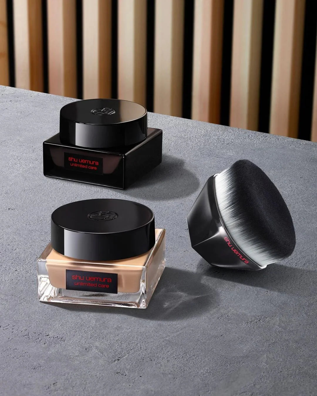 シュウウエムラのアンリミテッドケアモチバーム下地に注目！話題の理由