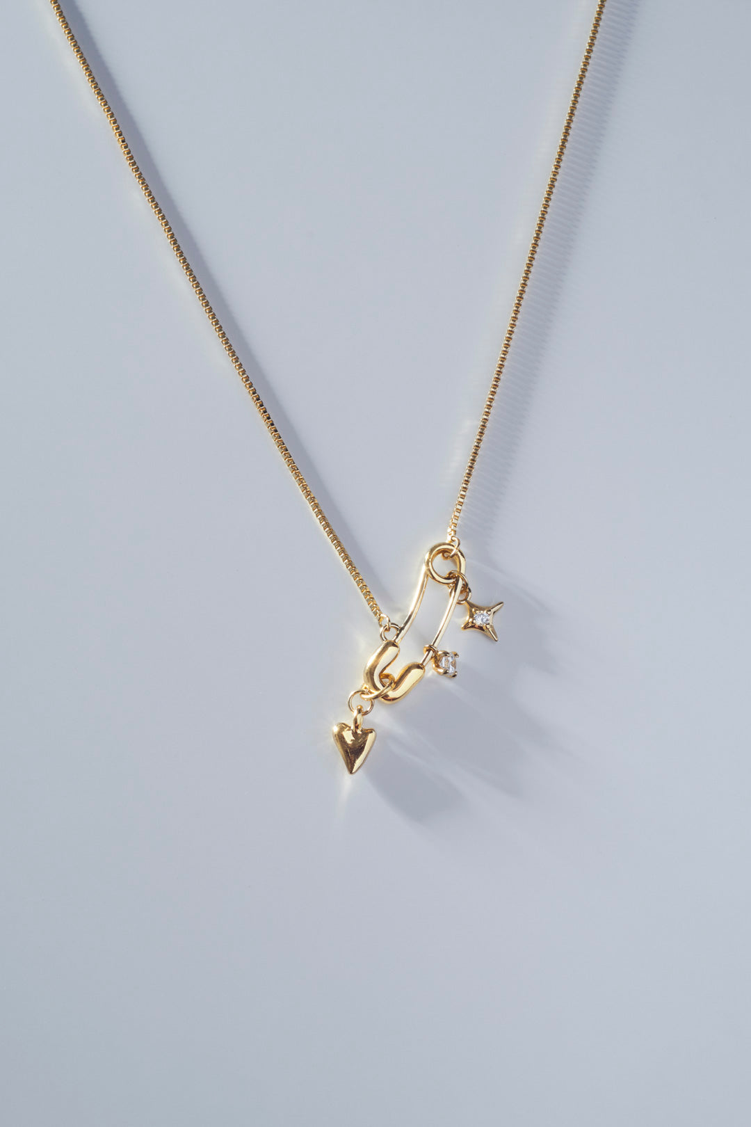 アソートメント スパークル チャーム ネックレス – GOLDY Onlinestore
