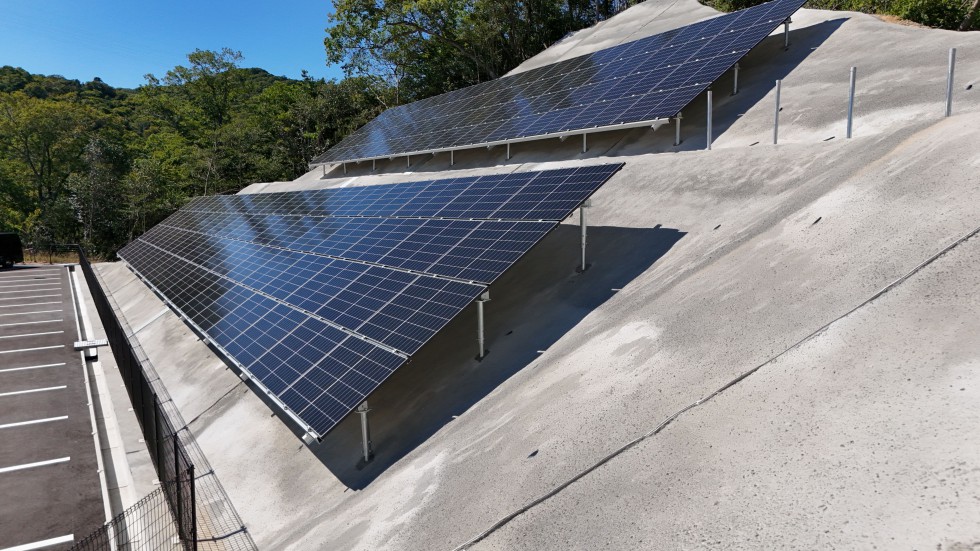 太陽光架台 | 太陽光架台,看板の設計施工は、広島県広島市の株式会社