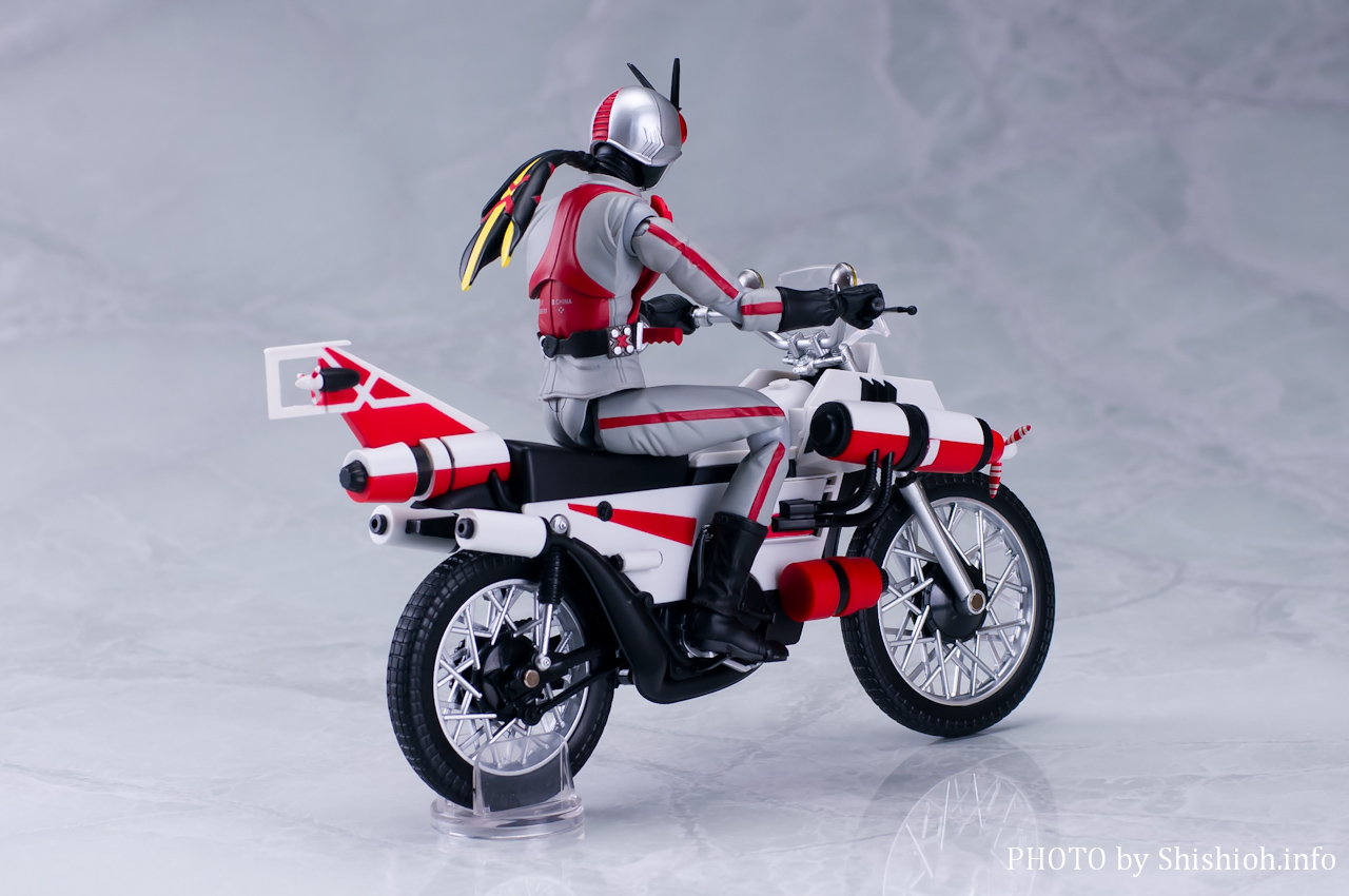 レビュー】 バンダイ 魂ウェブ商店 S.H.Figuarts 仮面ライダーX