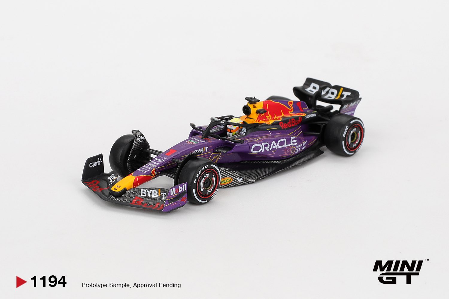 Pre-Order] Mini GT Oracle Red Bull Racing RB19 #1 Max Verstappen