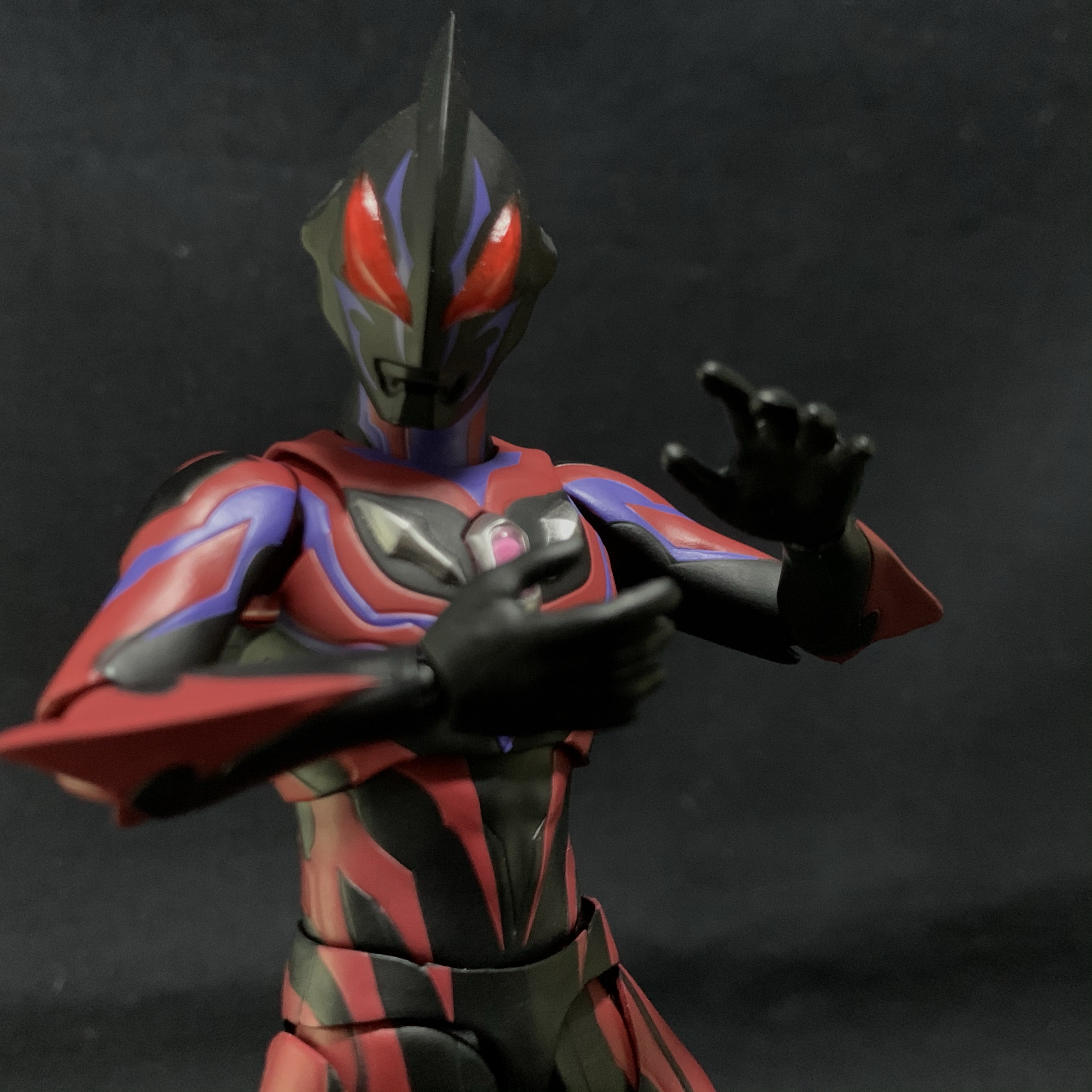 簡易レビュー】S.H.Figuarts ウルトラマンジードダークネス – Ultra