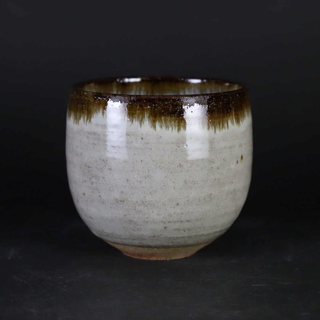 中里太郎右衛門窯 唐津猪口（大・斑皮鯨） – ギャラリー一番館