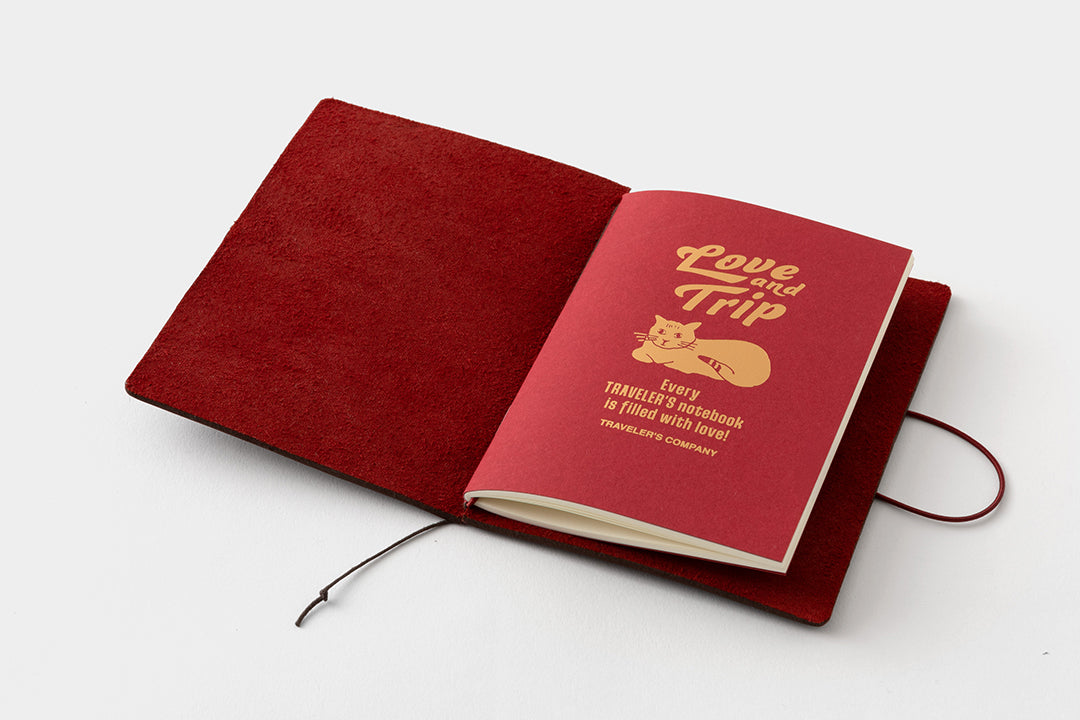 TRAVELER'S notebook LOVE AND TRIP Red | Passport Size | Limited