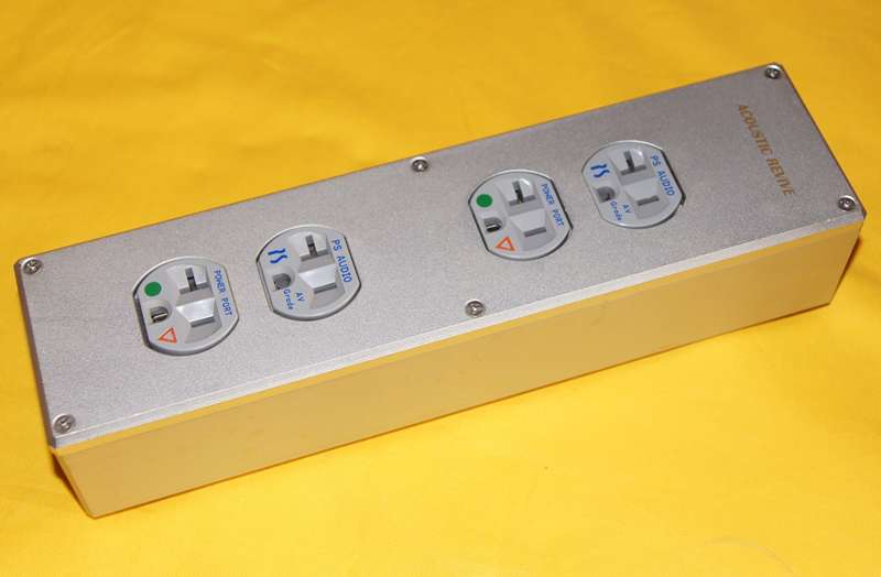 アコースティック リバイブ Acoustic Revive MTP-4？ 4P電源タップ