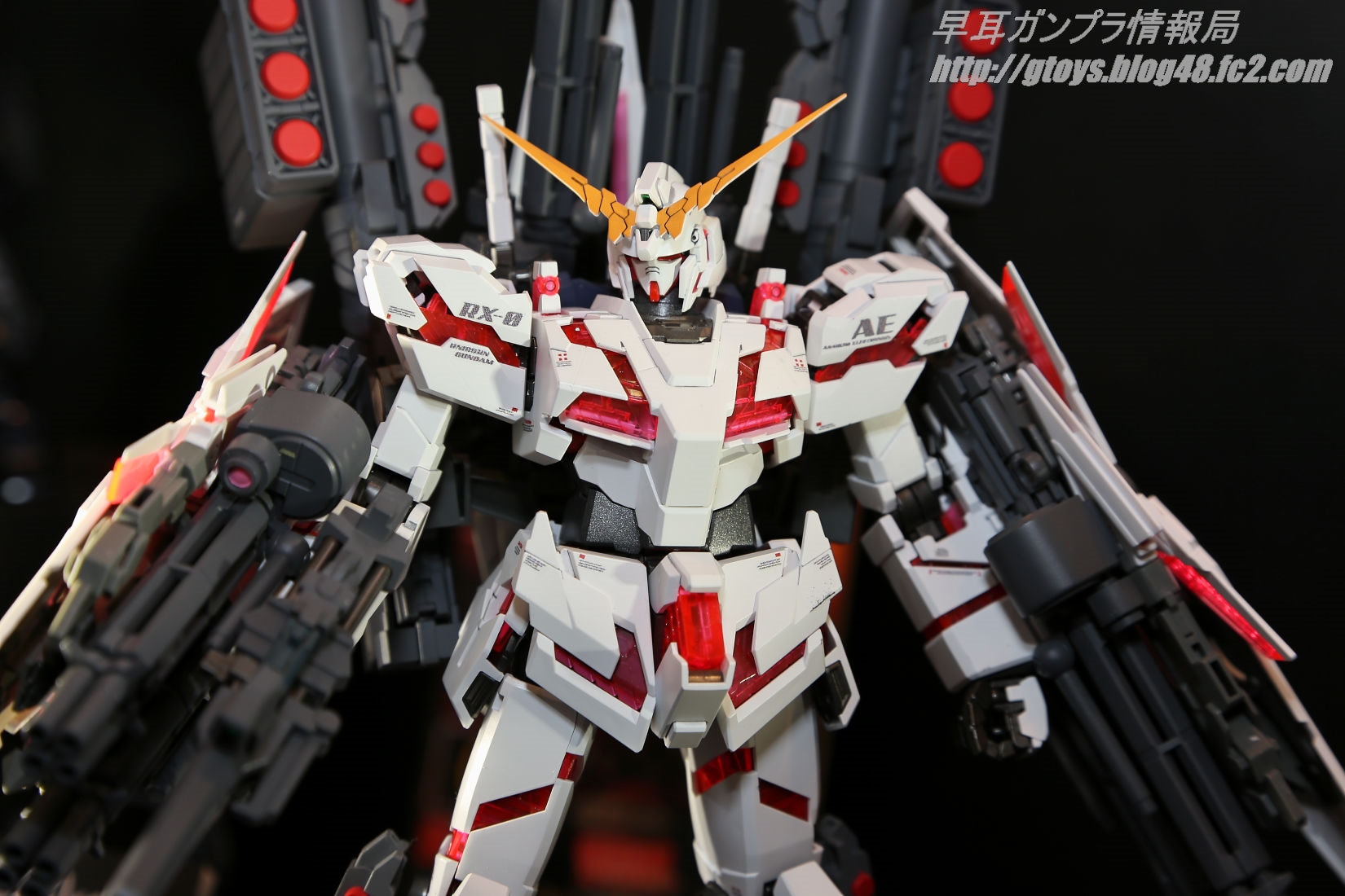 P-Bandai MG 1/100 Full Armor Unicorn Gundam (Red Color Ver.):第53