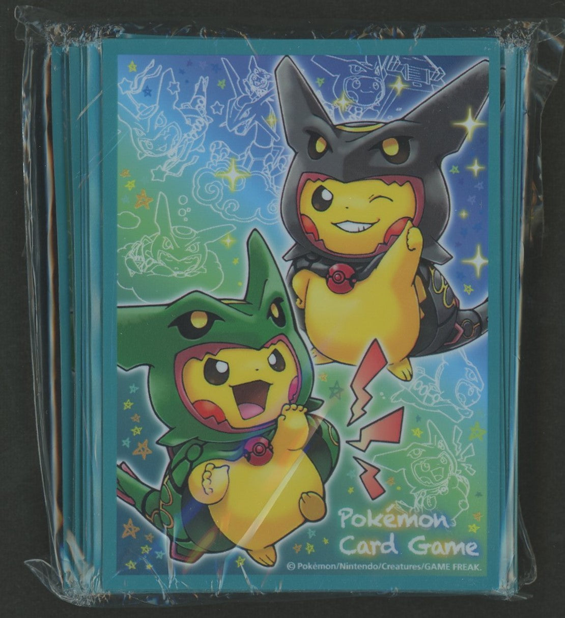 デッキシールド レックウザポンチョを着たピカチュウ – 晴れる屋2