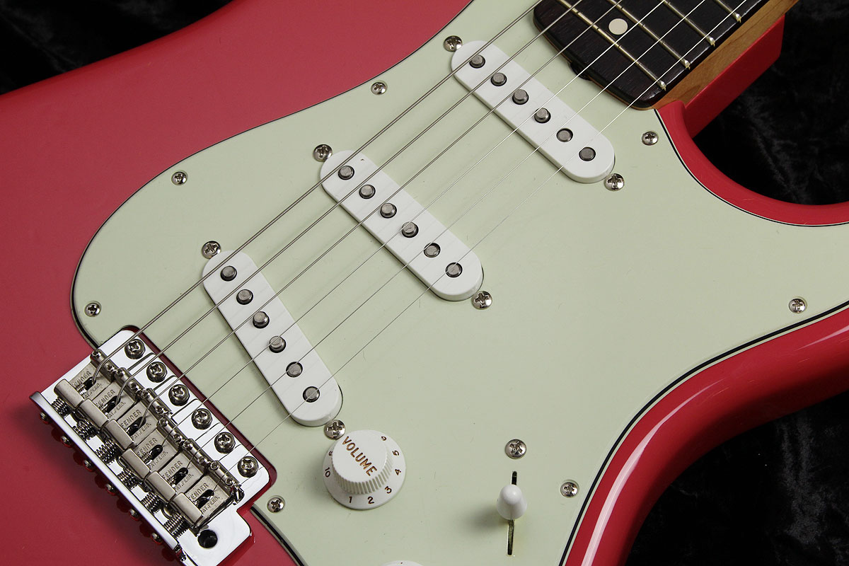 日本限定発売、人気の高いスラブ期を再現した62年モデルが入荷しました