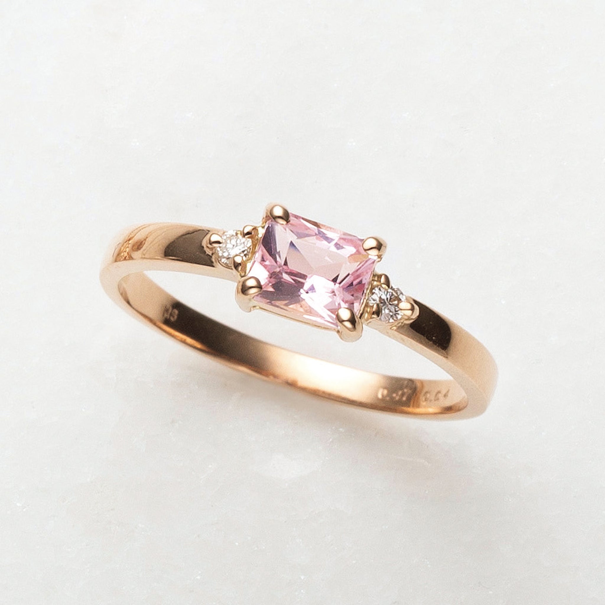 モルガナイト/ダイヤモンド K18リング(4月誕生石)《26A02010