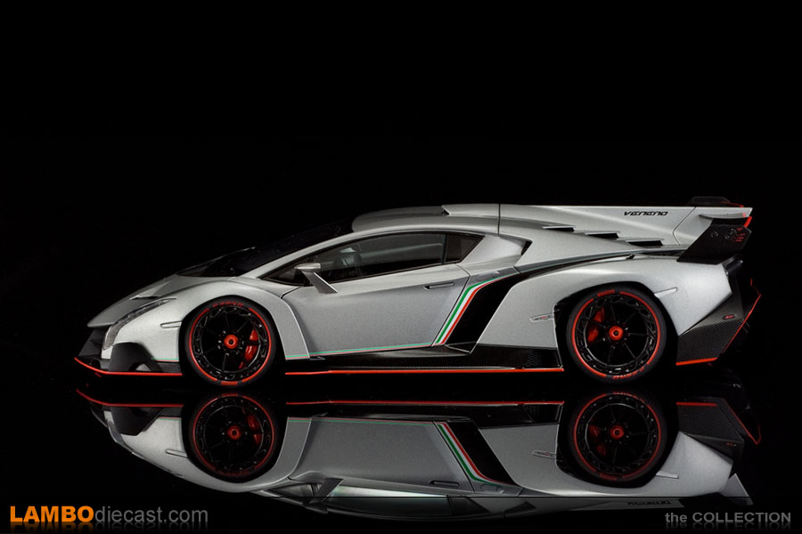 1/18 Lamborghini Veneno Metaluro - AutoArt | DiecastXchange Forum