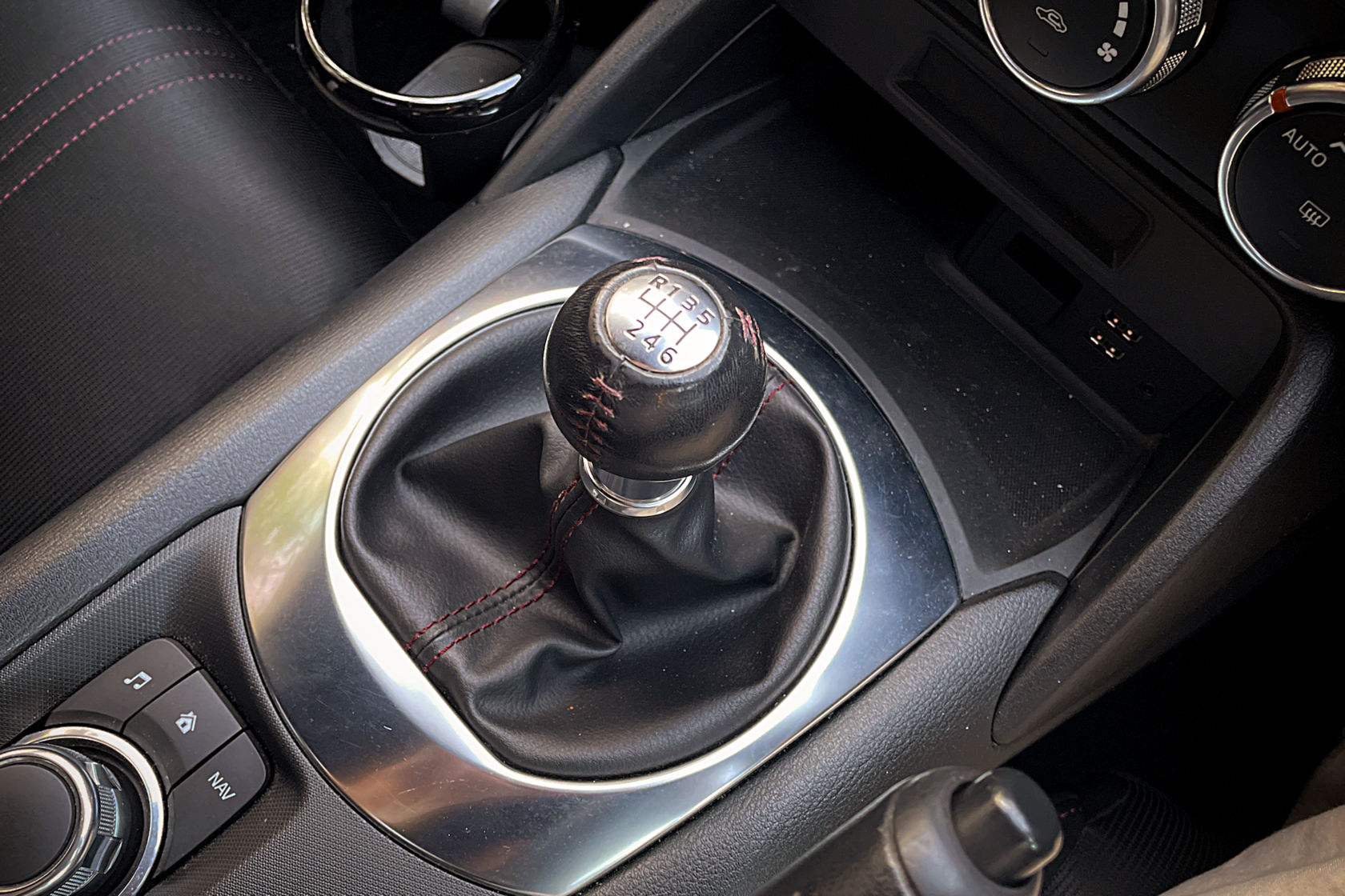 素晴らしき哉純正シフトノブ | クルマで行きます