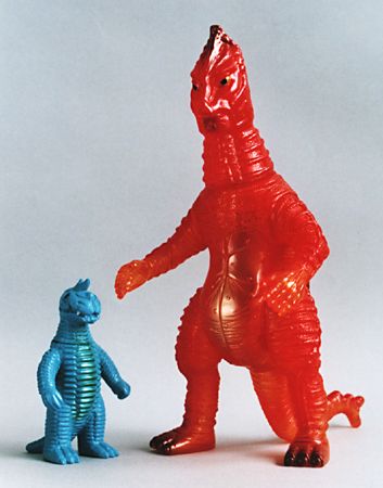 怪獣郷」バニラ