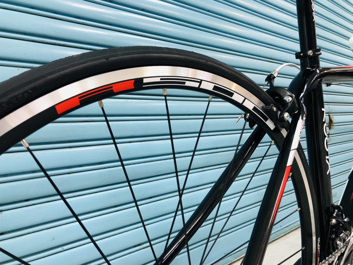アウトレット】フルカーボンロードバイク『KUOTA KORSA』が14万円以下