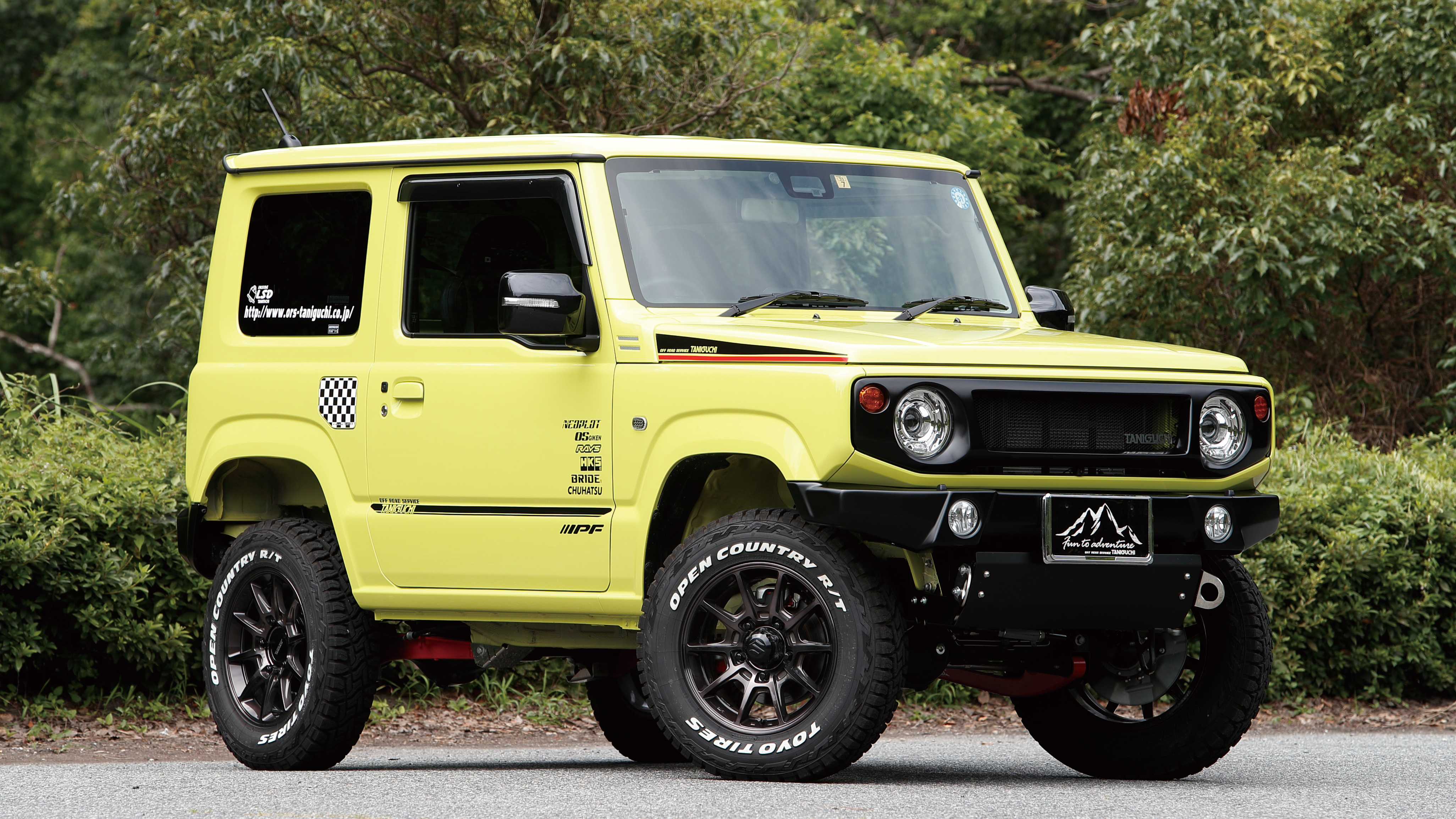 オフロードサービスタニグチ」内外装から機能部品まで取り扱うジムニー