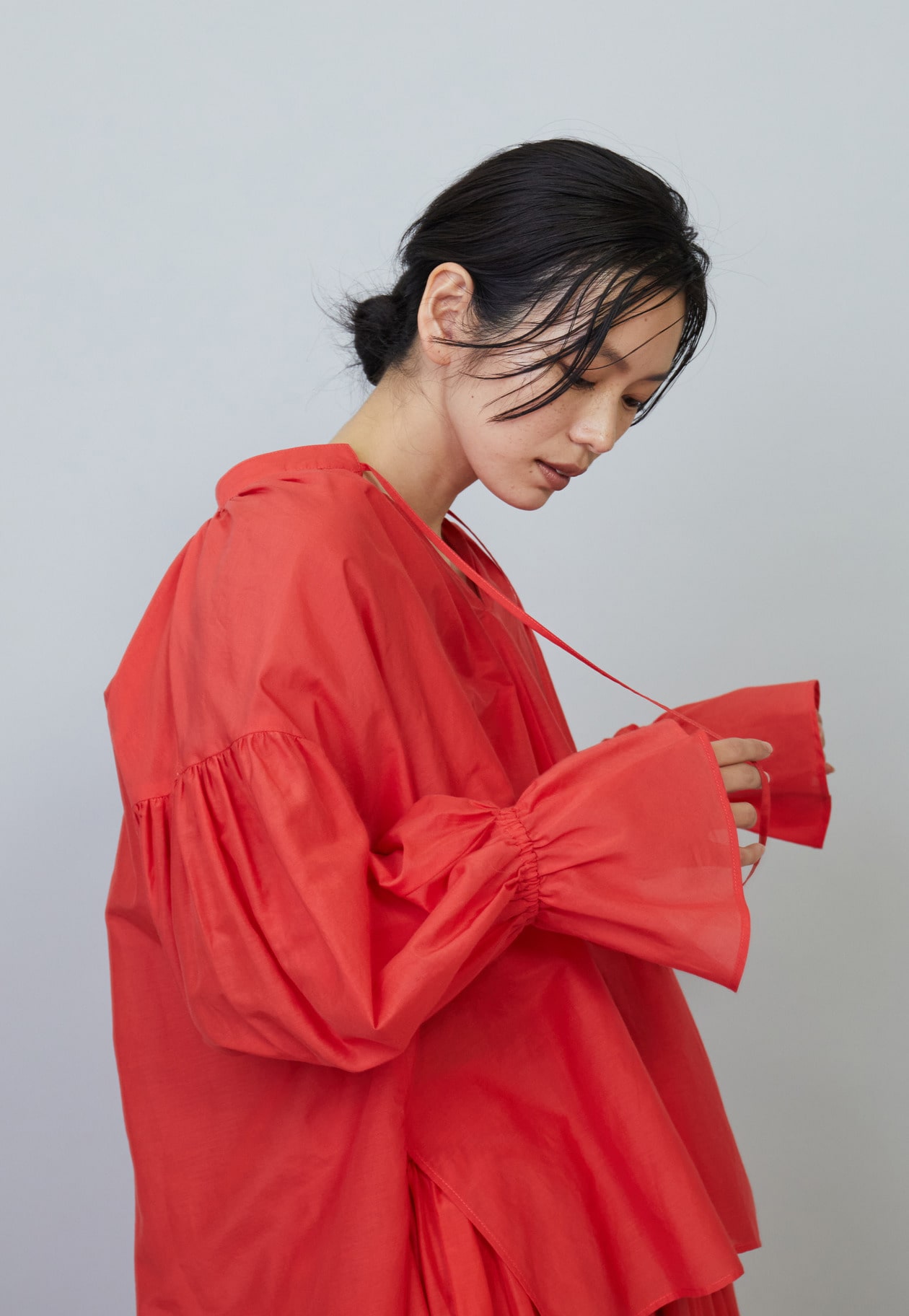 シルクコットンギャザーブラウス】｜1er Arrondissement（プルミエ