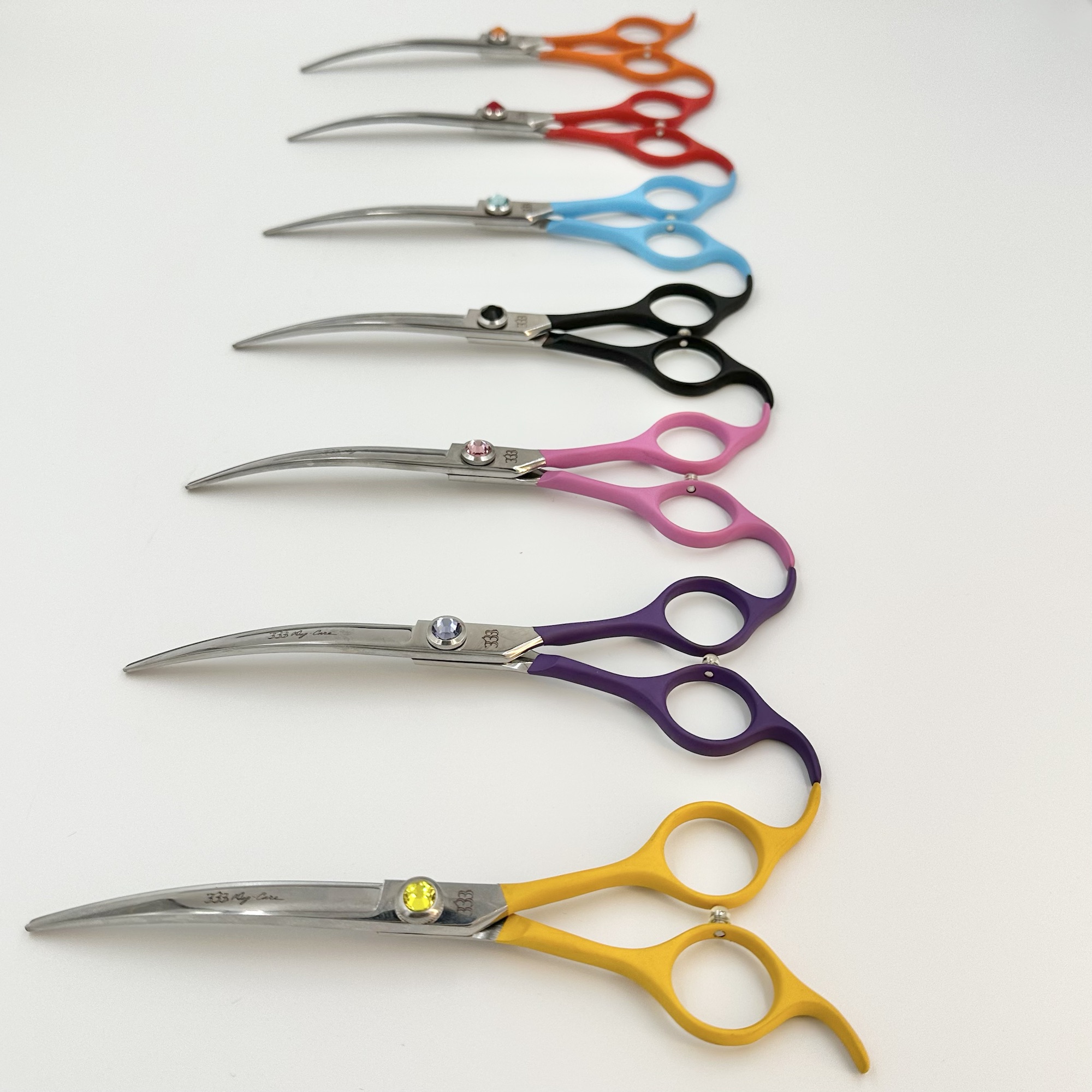 スパスパ切れる！ストレートのカラフルコーティングシザー | 333 Dog