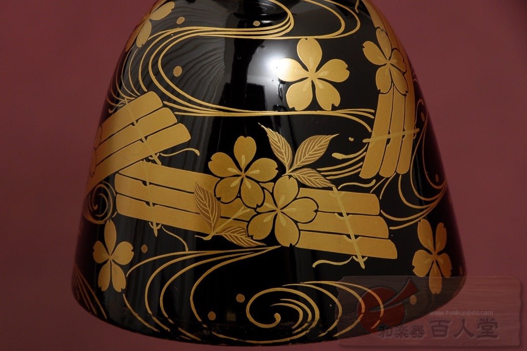 小鼓古胴 桜に鳴子金蒔絵