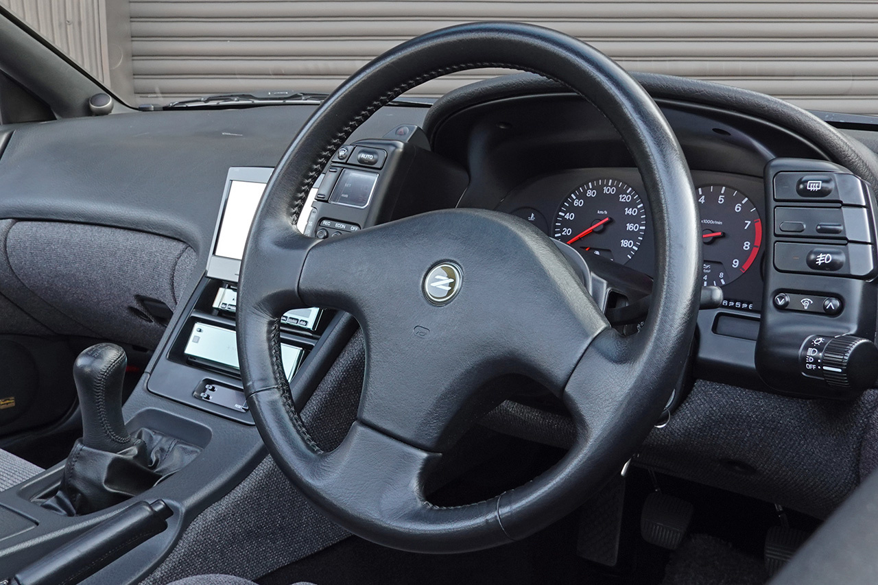 II ADO特注日産フェアレディZ2台まとめ売り。 II ADO特注日産