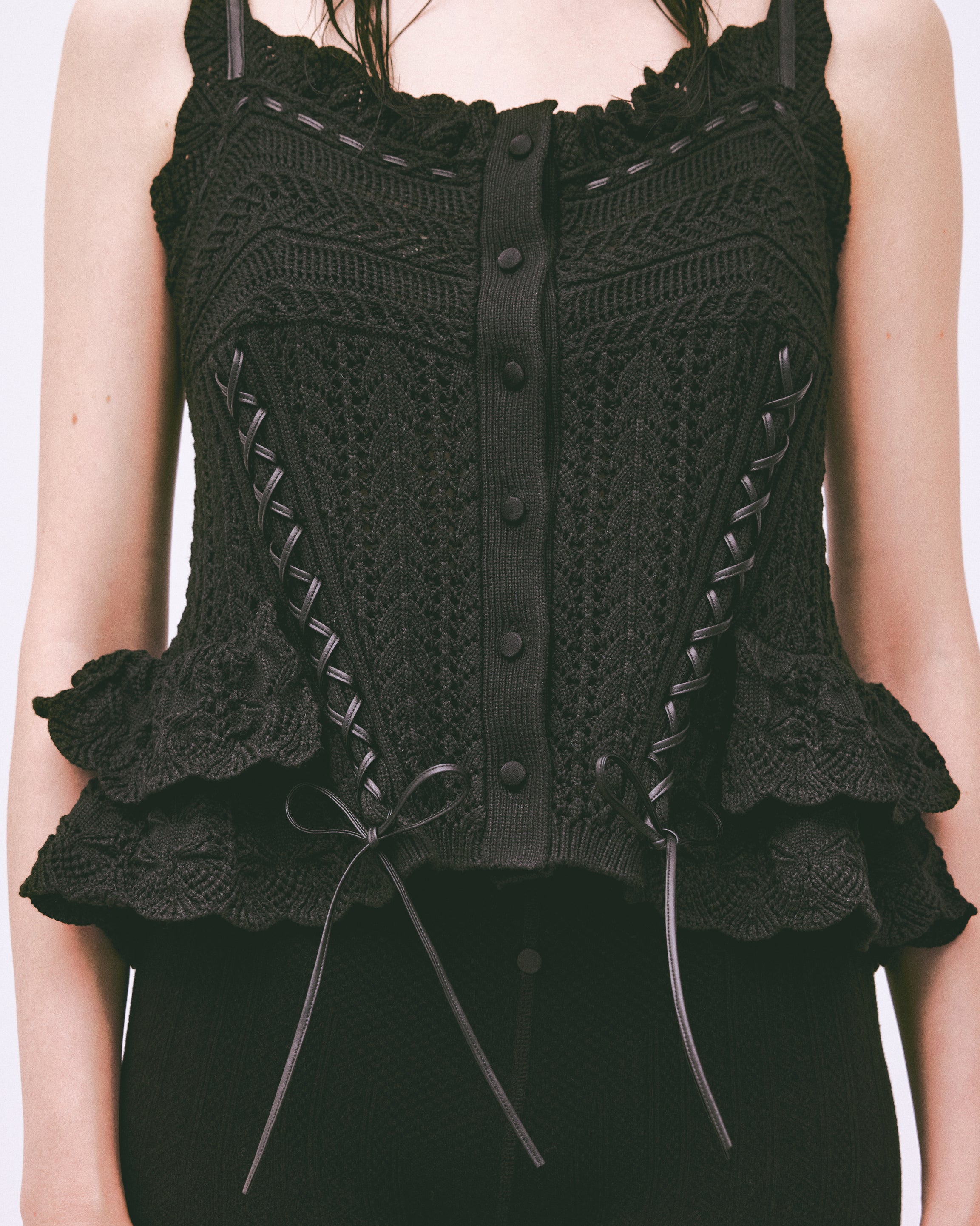 lace up ribbon knit camisole Black【stock】 – tanakadaisuke