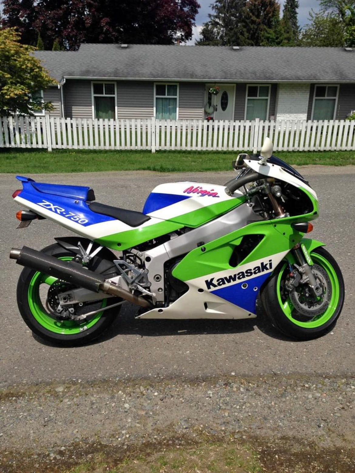 1991 Kawasaki ZX7 – Talliss Cycles