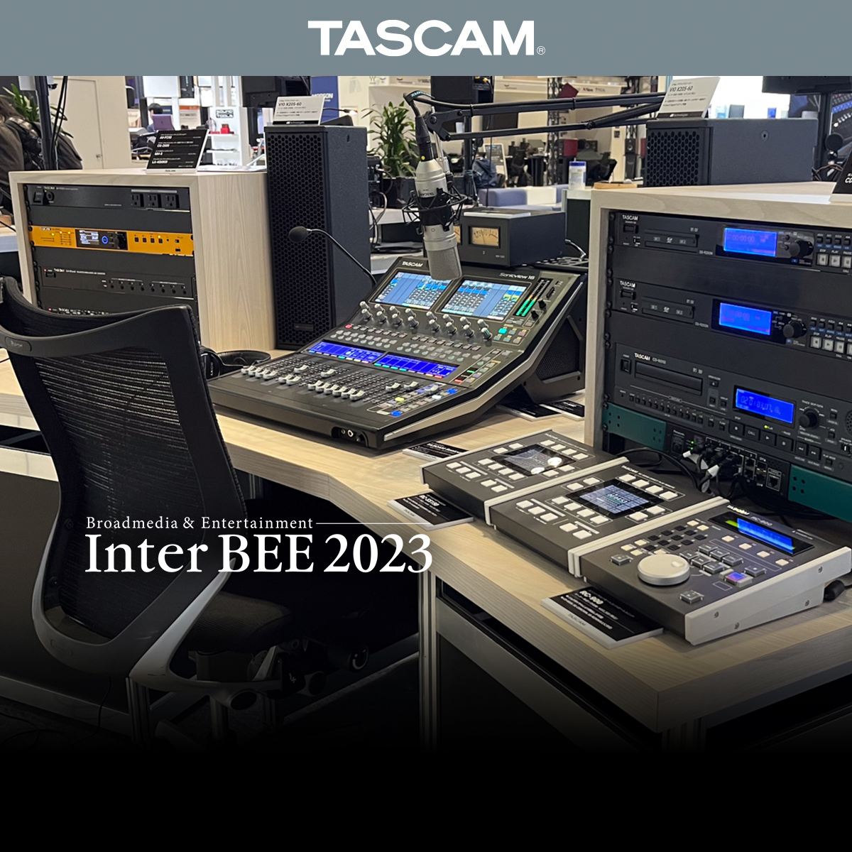 SUB 918 | アクティブ バスレフレックス サブウーハー | TASCAM (日本)