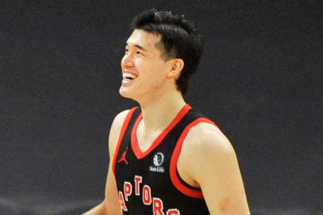 渡邊雄太、初の3戦連続2ケタ得点 リング掴む豪快ダンクに米興奮「今