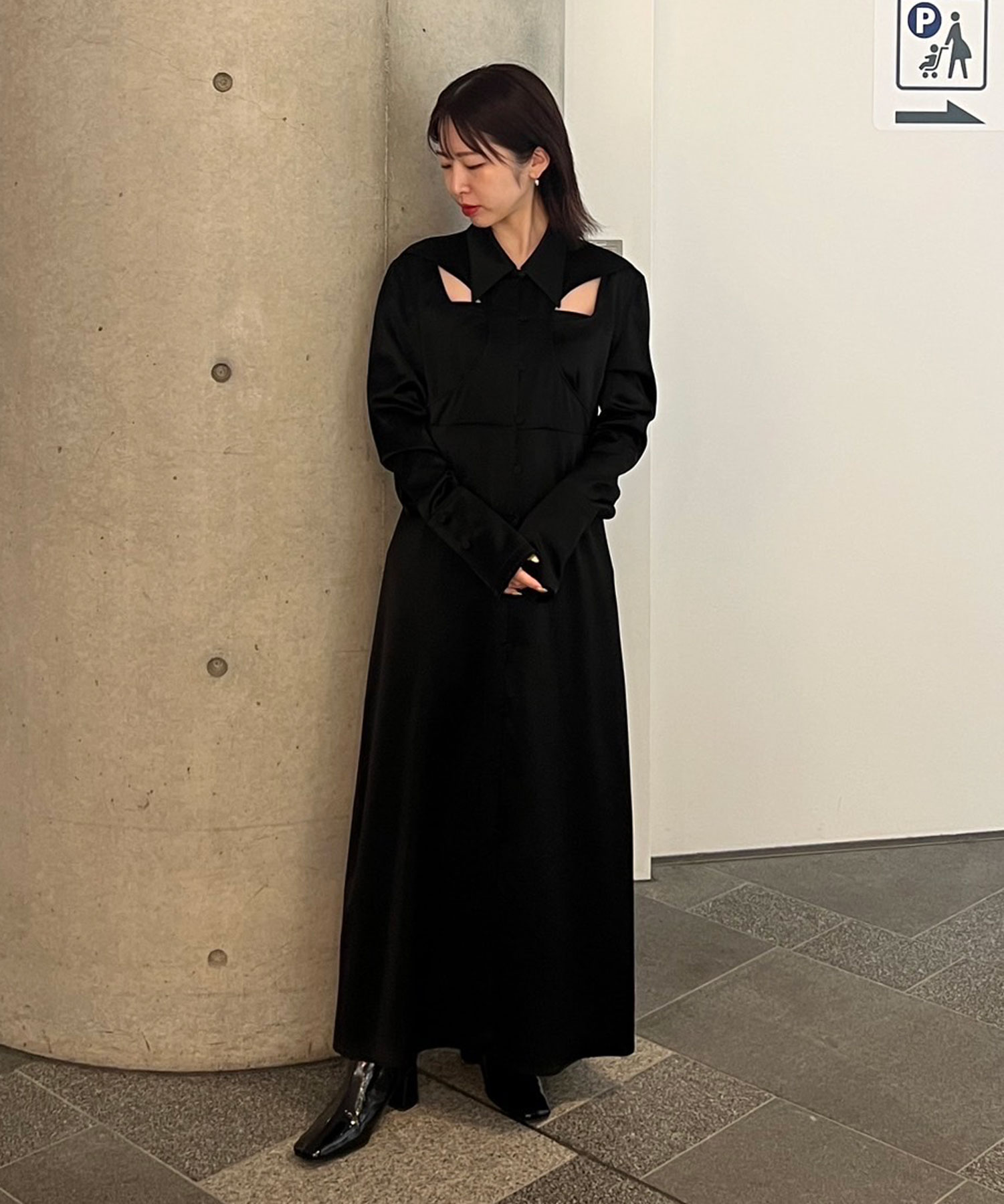 EX.CUTOUT SATIN DRESS｜FETICO