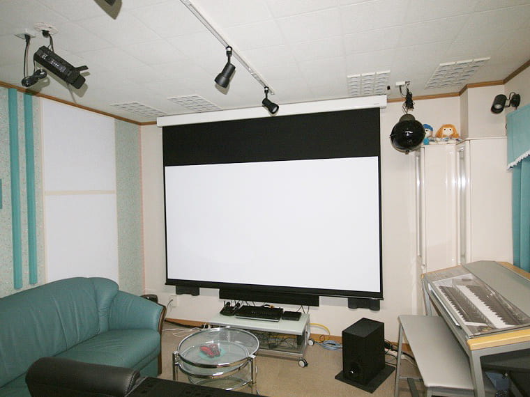 電動スクリーン100インチ | プロジェクタースクリーン専門店《公式