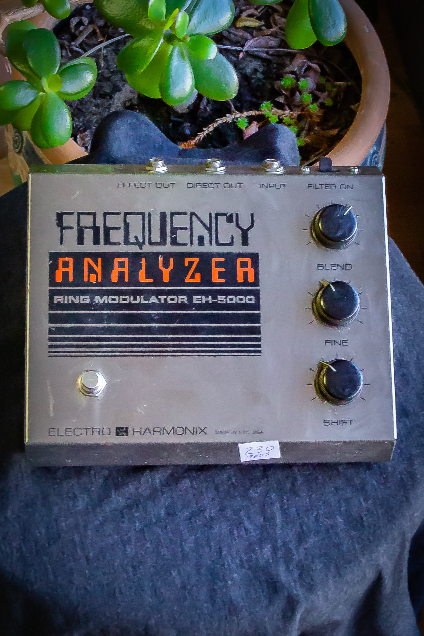 Electro-Harmonix EH-5000 Frequency Analyzer Ring Modulator Pedal