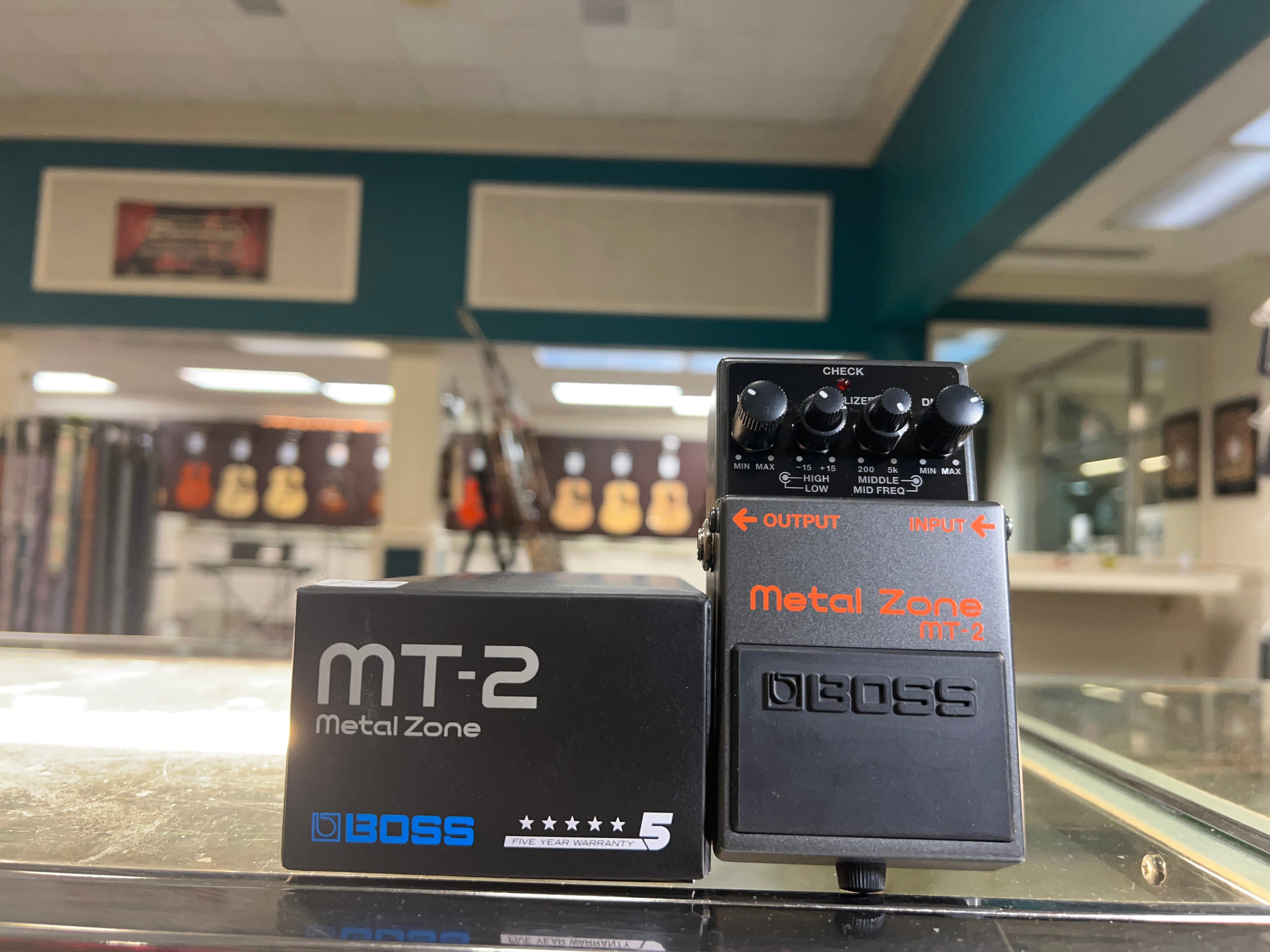 Boss MT-2 Metal Zone – The Guitar Vault