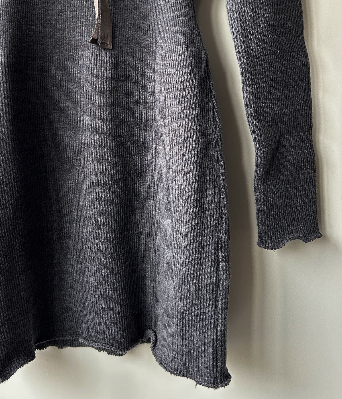 FUMIKA_UCHIDA/RIB STITCH HENLEY-NECK UNDERWEAR(TOP CHARCOAL)