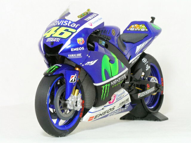 楽天市場】1/12 ヤマハ yzr-m1 ミニチャンプスの通販