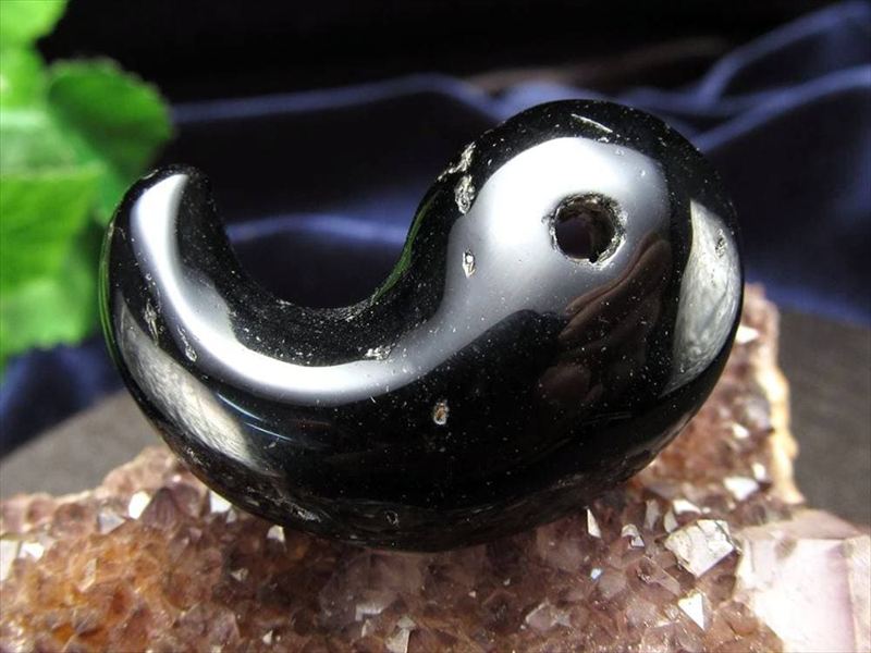 楽天市場】勾玉 黒水晶の通販