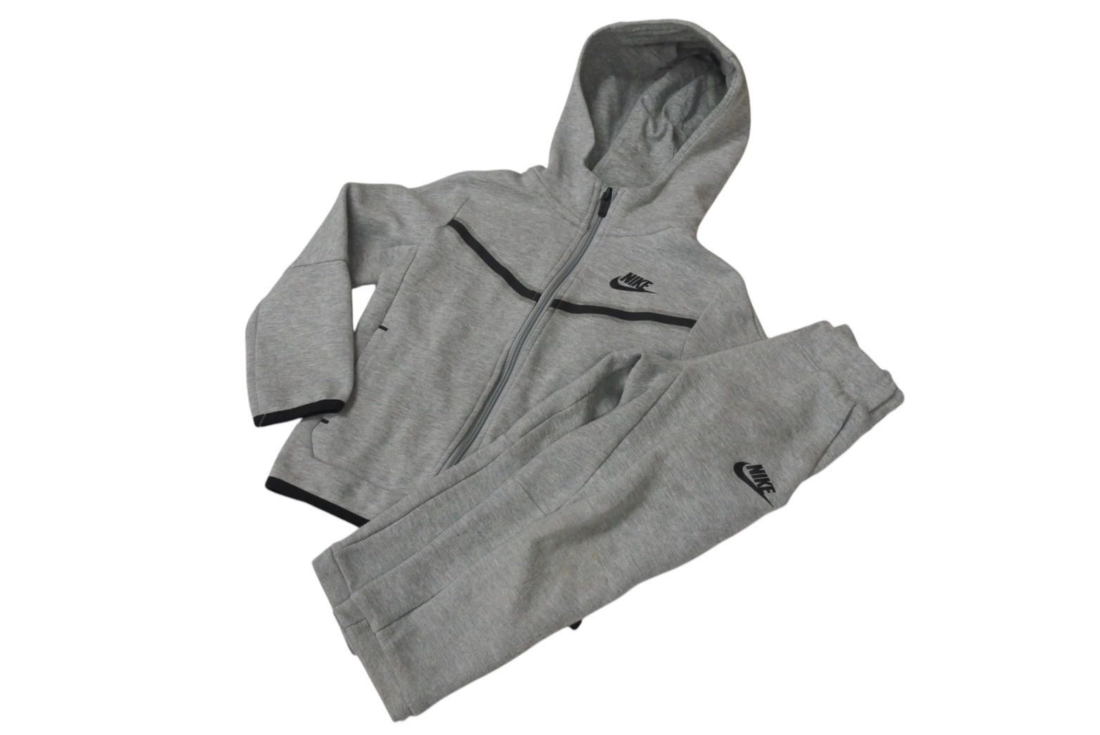 楽天市場】ナイキ テックフリース セットアップの通販