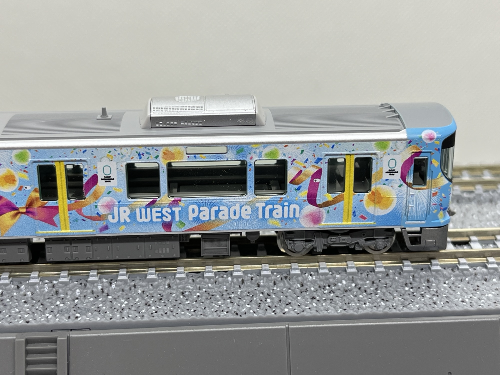 JR WEST Parade Train 入線レビュー – MSangaの鉄道模型のページ
